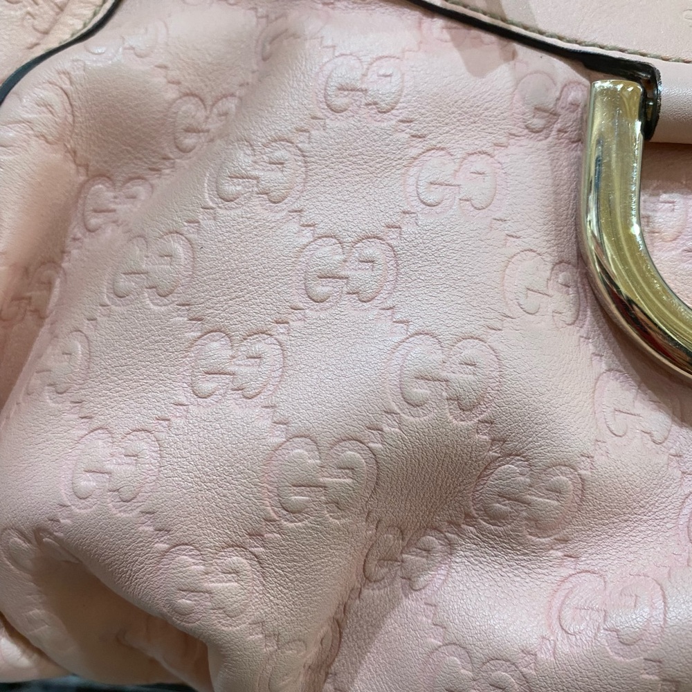 Gucci - Picture 3 of 15